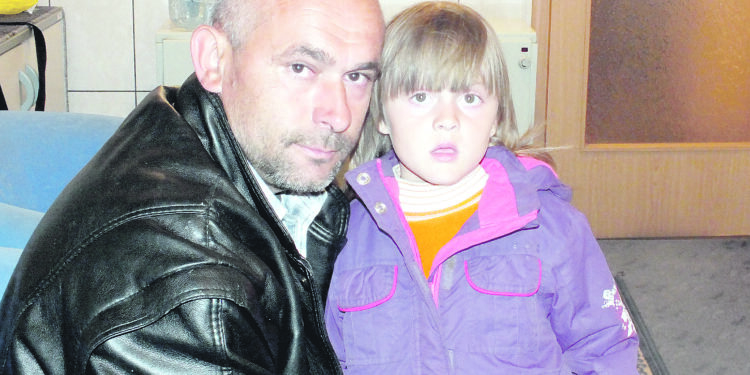 Mala Mara prirasla za srce
