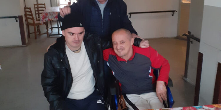 Ceo život muka i strepnja