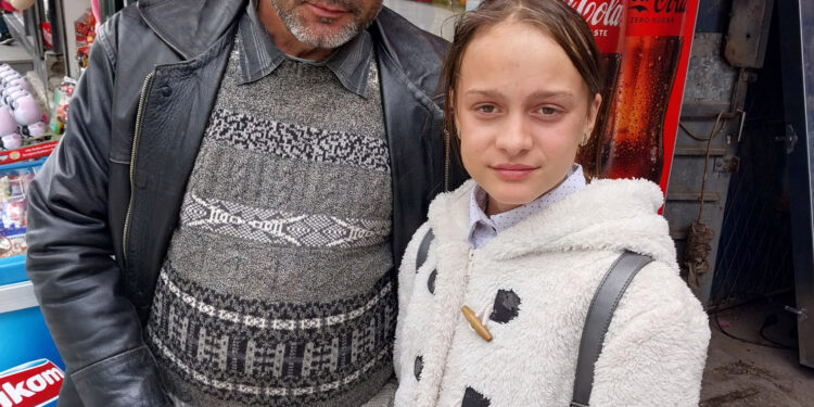 Za struju, brašno i lekove