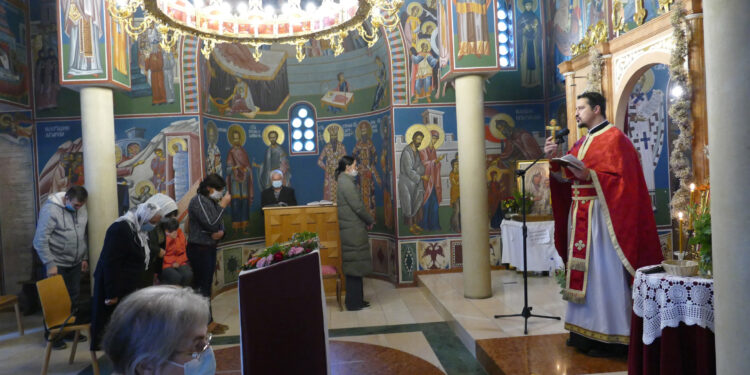 Praznik u znaku korone
