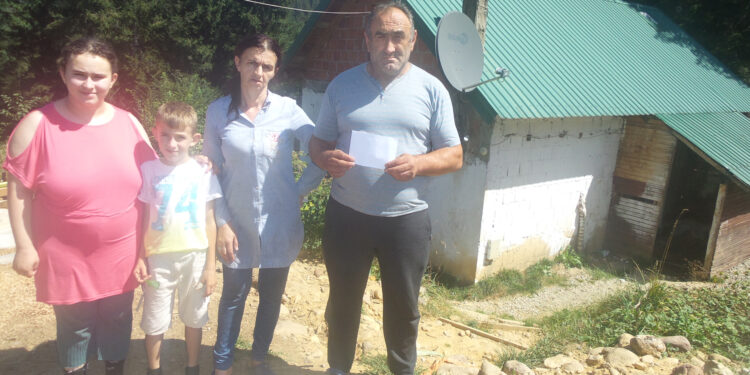 Darovi ih u srce dirnuli