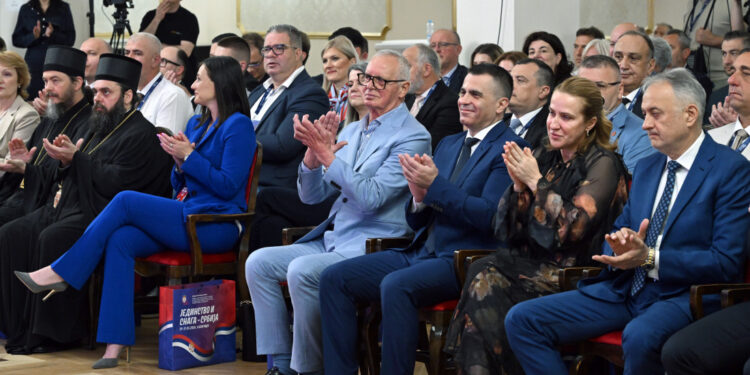 Vidovdanski sabor okupio Srbe iz 30 zemalja: Predstavnici dijaspore stigli iz celog sveta