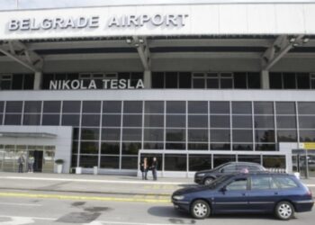 Zatvara se beogradski aerodrom, moguće potpuno zatvaranje granica