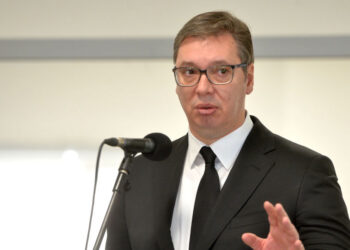 Vučić: Crna Gora o zakonu treba da pregovara sa SPC, a ne sa Mitropolijom