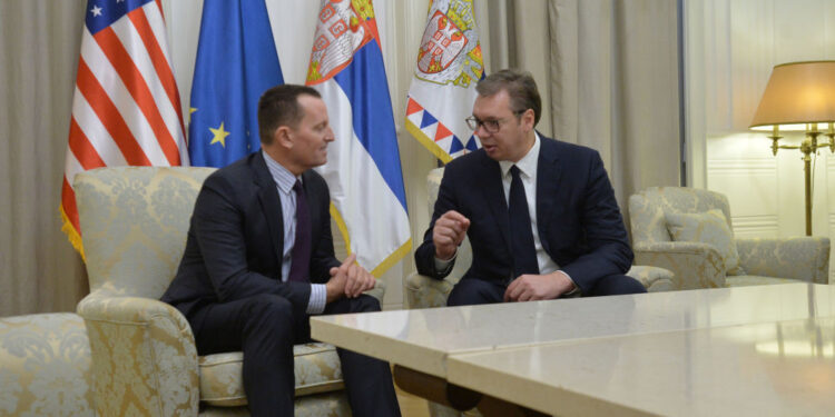 Amerika u dva poteza matirala Evropsku uniju na Kosovu