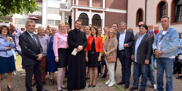 Mende na liturgiji