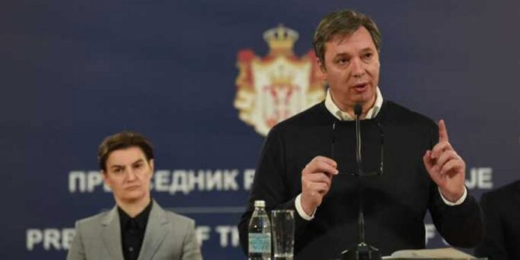 Učlanjenje Ane Brnabić u SNS – da li je ona Vučićeva naslednica?