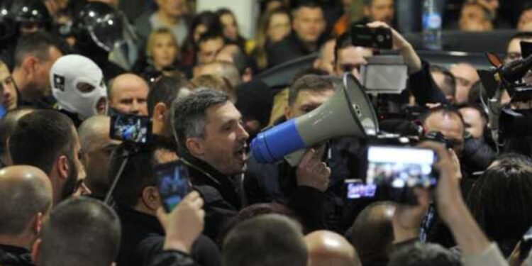 Boško Obradović blokirao RTS (FOTO)