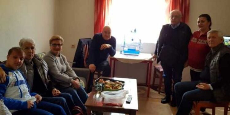 Prijateljstvo skovano u nedaći