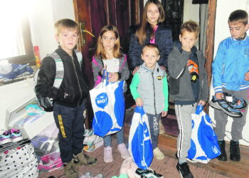 Poklonili više od 100 pari obuće