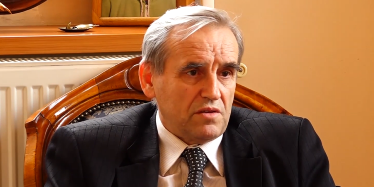 Srbija na udaru i Zapada i Istoka
