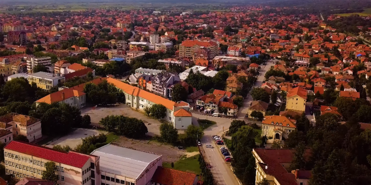 Starijima pomaže 120 volontera
