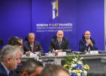 Može li se iz ostavke voditi Kosovo?