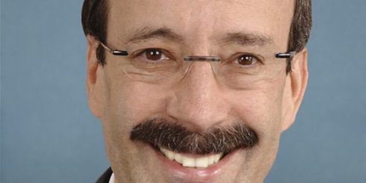 Politika: Engel ohrabrio Albance za novi udar na Srbe