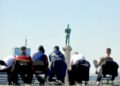 Spuštena statua „Pobednika“ (VIDEO)
