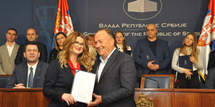 Svetosavska nagrada učiteljici iz Nemačke