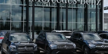 Mercedes rasprodaje sve auto-salone u Berlinu: 1.500 radnika ugroženo