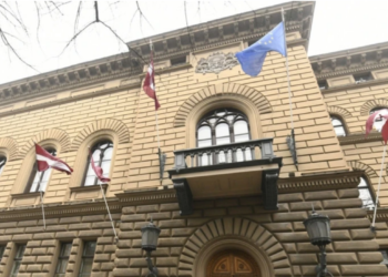 Vlada NATO države pala – premijerka podnela ostavku zbog ukrajinskih dronova na ruskoj granici!