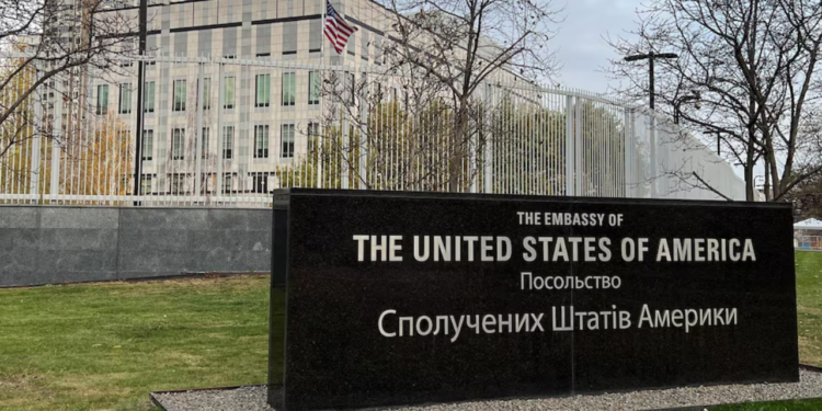 Američka ambasada napustila Kijev nakon ruskog upozorenja