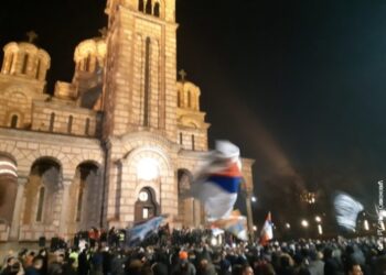 Protest u Beogradu protiv spornog crnogorskog zakona (VIDEO)