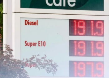 Nemačka pljačka na pumpama: Svaka peta diže cene više puta dnevno!