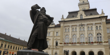 Da li ste znali da su pored Miletićevog spomenika u Novom Sadu sahranjena četvorica Rusa?