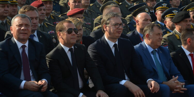 Prikaz sposobnosti Vojske Srbije završen, Medvedev nastavlja posetu Srbiji (VIDEO)