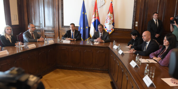 Vučić sa kandidatima za poslanike Srpske liste