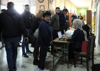 Srbi masovno izlaze na izbore na severu KiM