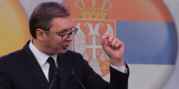Vučić: Da smo gradili puteve, a ne mržnju izbegli bismo katastrofu