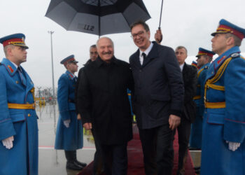 Lukašenko i Vučić odali počast stradalima u borbi za oslobođenje Beograda (FOTO)
