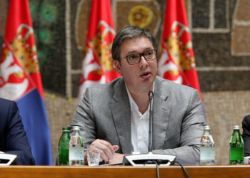 Vučić najavio podršku svim merama za opstanak srpskih sela