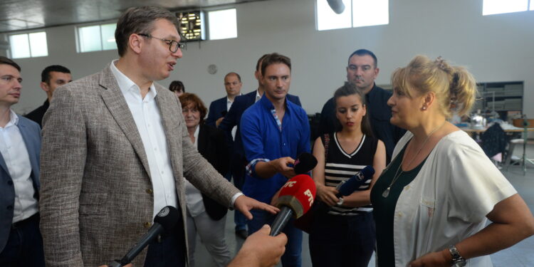 Vučić u Apatinu: Stižu nova radna mesta