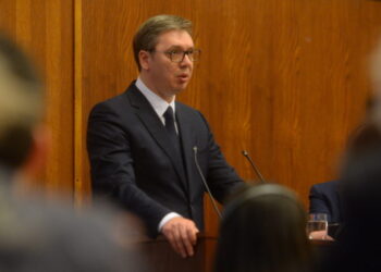 Ko je pokušao da prisluškuje Vučića?