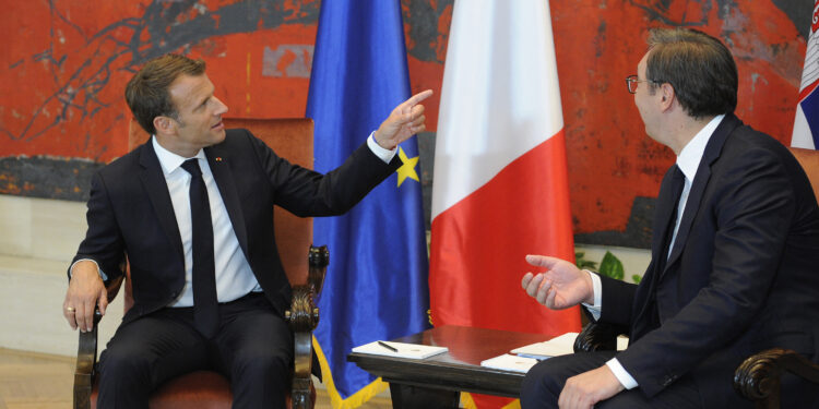 Šta kažu mediji u regionu o dolasku Makrona?