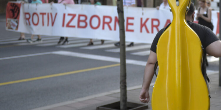 Protest 1 od 5 miliona: Ne odustajemo od zahteva (FOTO, VIDEO)