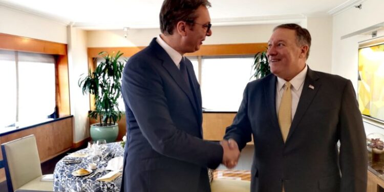 Pompeo: Produktivno s Vučićem o dijalogu i putu ka EU
