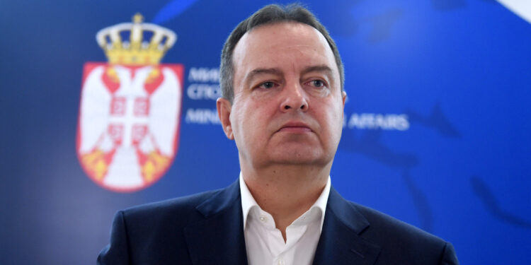 Dačić: Licemerno zalaganje za prava Hrvata dok tuku Srbe