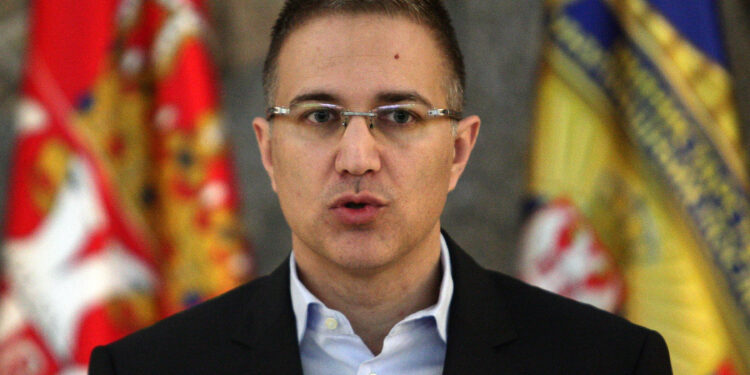 Stefanović: Plasiranje lažnih vesti opasno