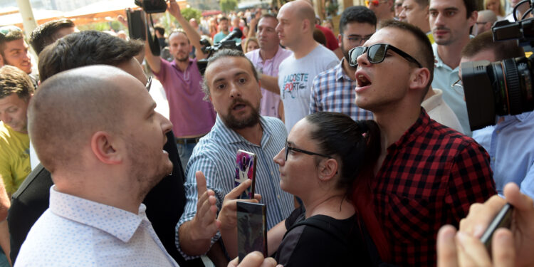 Zorana Mihajlović o neredima i provokacijama na Trgu Republike (FOTO)