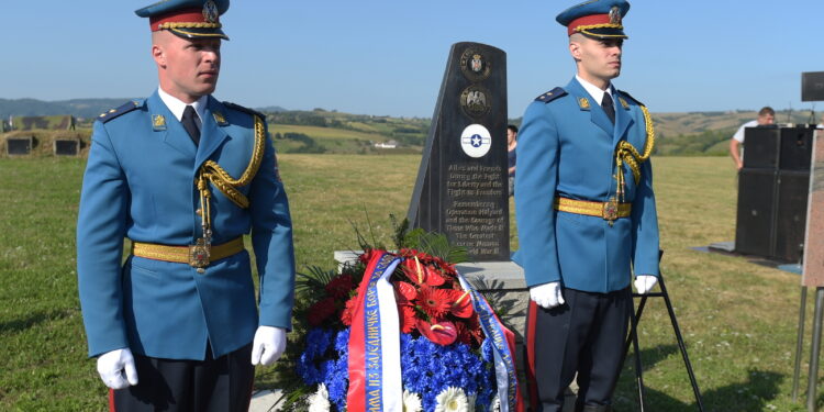 Godišnjica spasavanja američkih pilota: Zar bombama na srpski hleb?