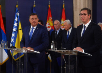Vučić: Predlažete da iznajmimo teritoriju KiM na 100 godina?