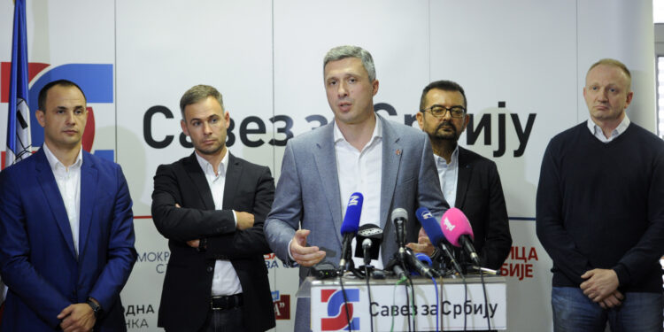 Opozicione stranke koje su za bojkot formiraju pokret (FOTO/VIDEO)