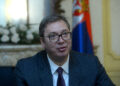 Vučić Tačiju: Nije važno da li sam došao preko plafona kao Spajdermen…