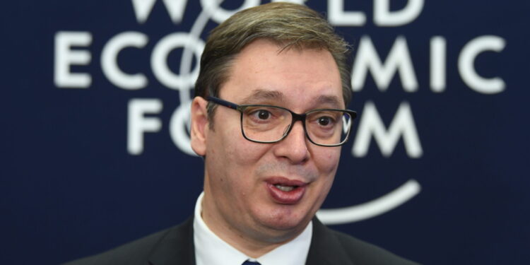 Vučić sutra učestvuje na dva panela i imaće brojne susrete