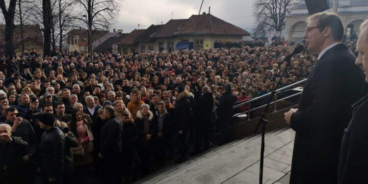 Vučić počasni građanin Mrkonjić grada (FOTO)