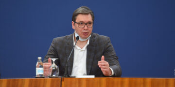 Vučić: Nabavićemo hidrosiklorokvin, lek koji pomaže kod komplikovanih slučajeva koronavirusa