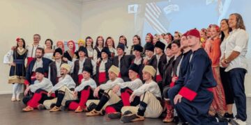 Srpska tradicija zablistala u Majamiju: folklor, pesma i humanost okupili dijasporu
