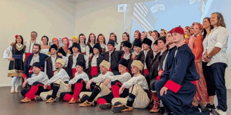 Srpska tradicija zablistala u Majamiju: folklor, pesma i humanost okupili dijasporu