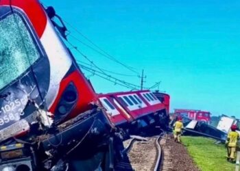 Poljski voz ispao iz šina: Jedna osoba poginula, a najmanje 17 je ranjeno